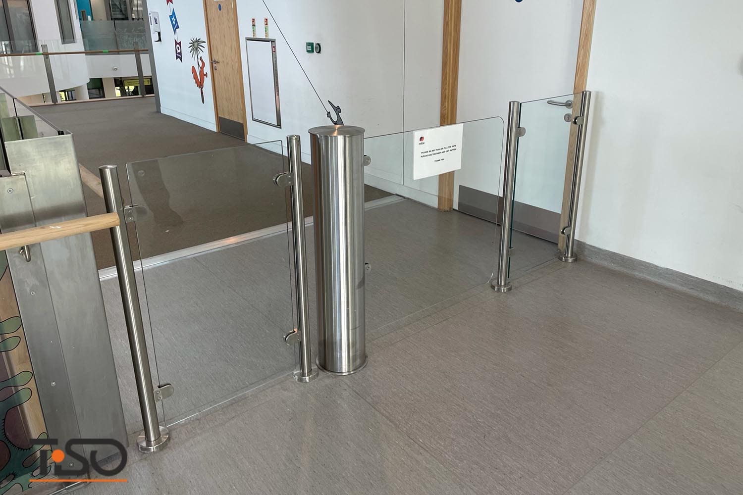59-001-gate-gs-enclosure-alder-hey-childrens-hospital