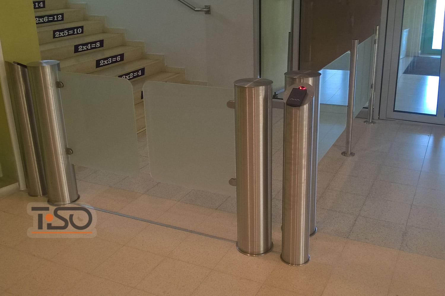 gate-gs-card-reader-poland-001